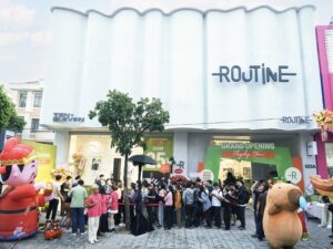 Routine Khai Trương Cửa Hàng Flagship Diện Tích 1.000 m² Tại TP.HCM
