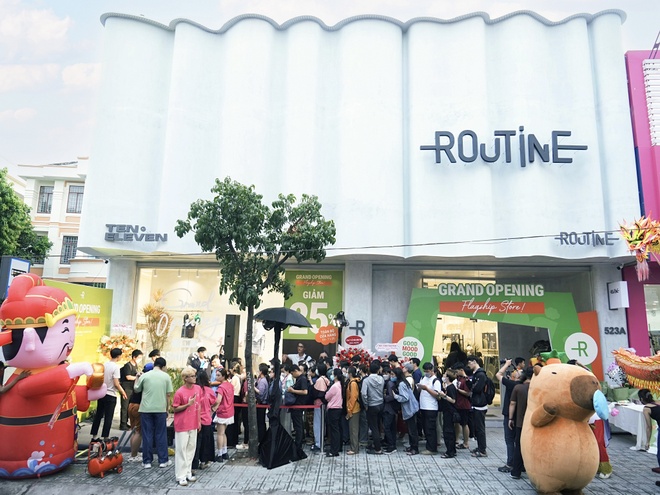Routine Khai Trương Cửa Hàng Flagship Diện Tích 1.000 m² Tại TP.HCM