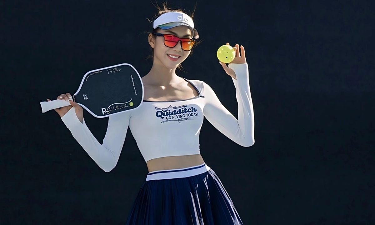 Ngọc Quyên Gợi Ý 4 Trang Phục Tôn Dáng Khi Chơi Pickleball