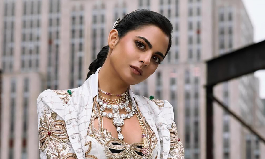 Isha Ambani: Ái Nữ Tỷ Phú Đeo Vòng Cổ 150 Triệu USD Tại Met Gala 2023
